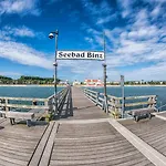 Strandvilla Glueckauf 4*