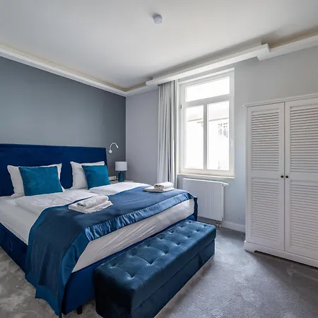 Strandvilla Glueckauf Апарт-отель Остзебад Бинц