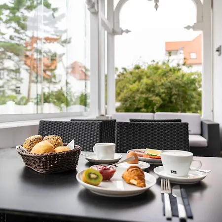 Strandvilla Glueckauf Апарт-отель 4*