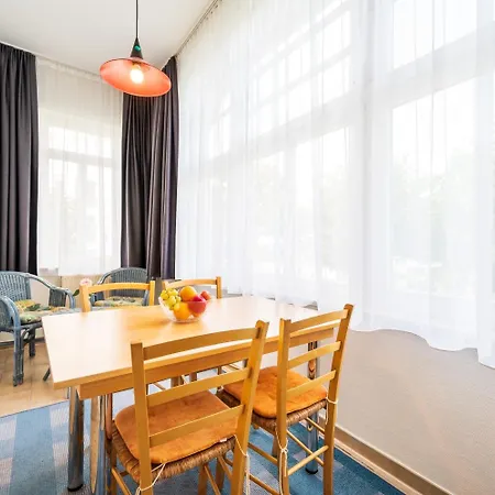 Апарт-отель Strandvilla Glueckauf 4*