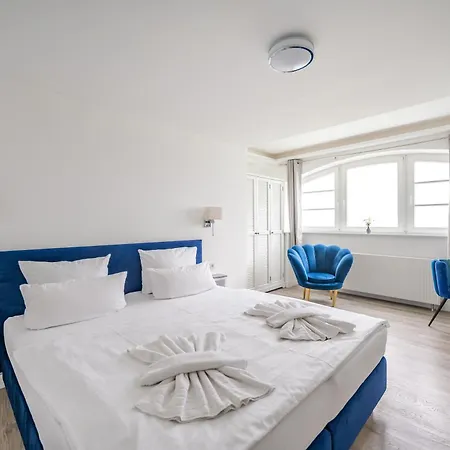 Strandvilla Glueckauf Apartmanhotel 4*