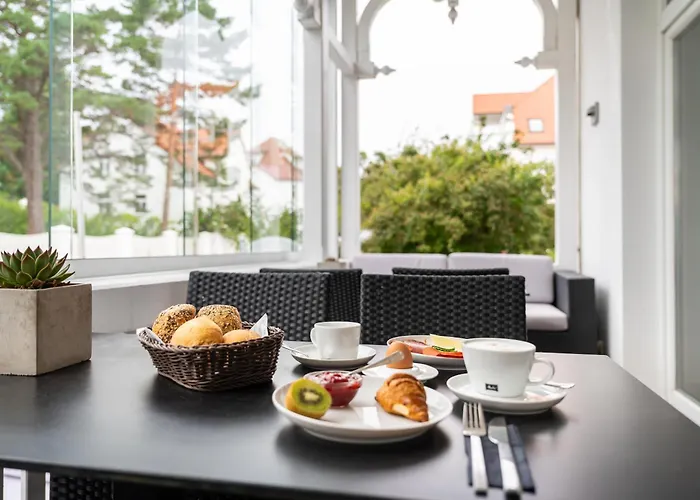 Strandvilla Glueckauf Apartmanhotel 4*