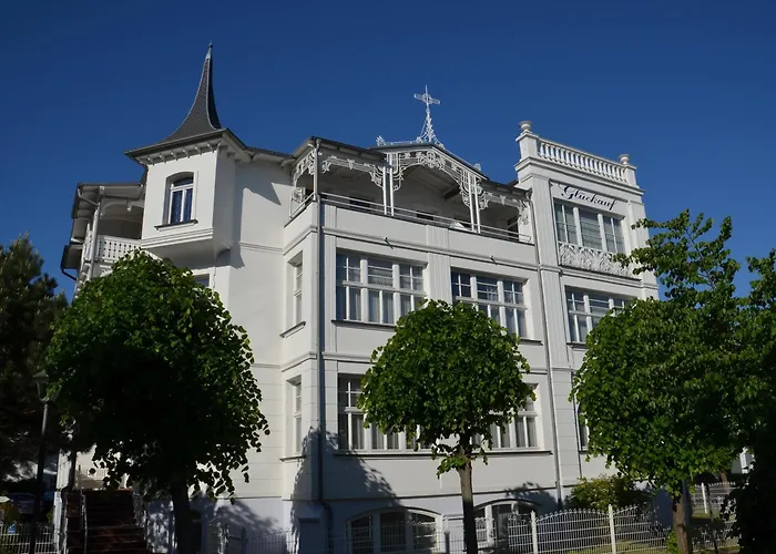 Apartmanhotel Strandvilla Glueckauf Binz