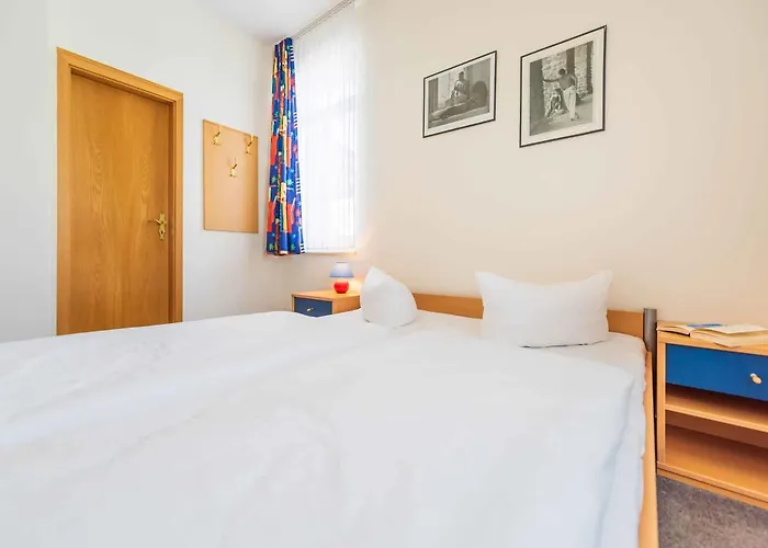 Strandvilla Glueckauf 4*