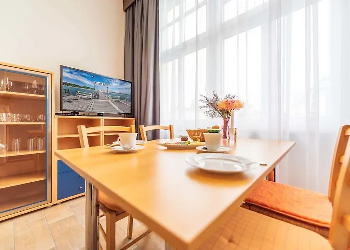 Apartmanhotel Strandvilla Glueckauf 4*